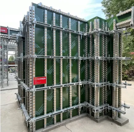 Choosing the Right Materials for Modern Construction – Timber, Steel, and Concrete