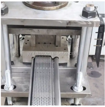 Roller Shutter Door Roll Forming Machine Now is Selling Well