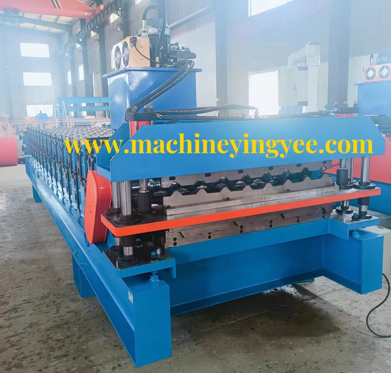 Double layer roof sheet roll forming machine with perfect configuration