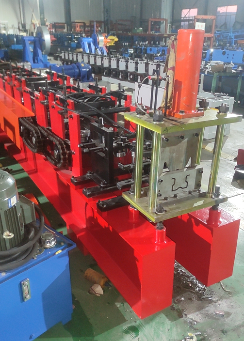 New storage rack roll forming machine tested in our factory