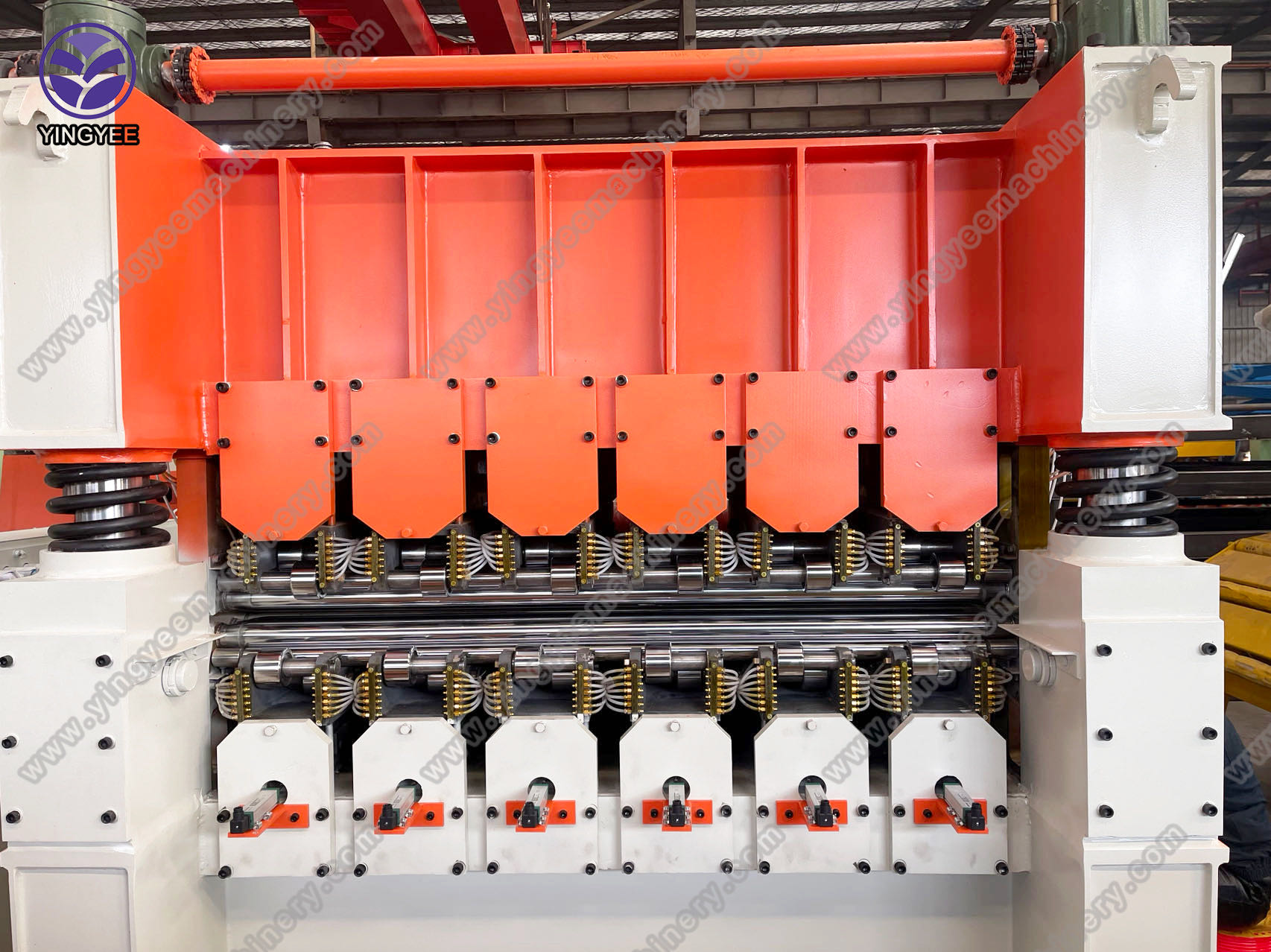 The highest configuration cutting to length line for aluminum coils