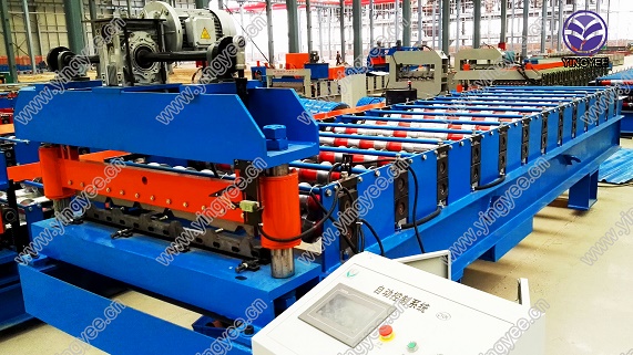Trapezoid roof sheet roll forming machine