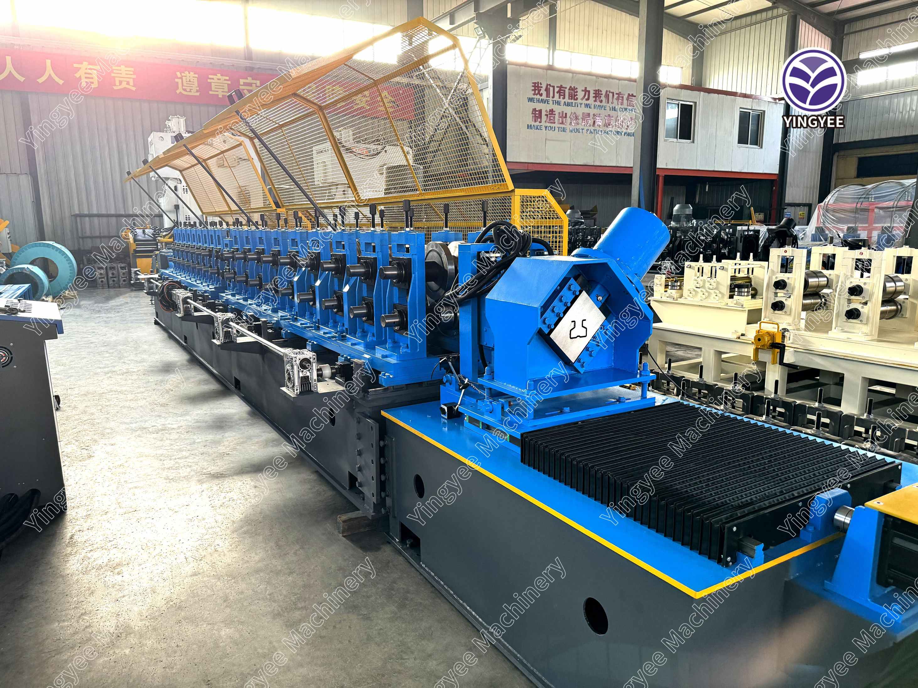 Feature of the Storage Rack Roll Forming Machine