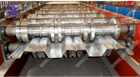 PLC-Controlled Storage Box Beam Roll Forming Equipment for Efficient Production PLC-Controlled Storage Box Beam Roll Forming Equipment for Efficient Production