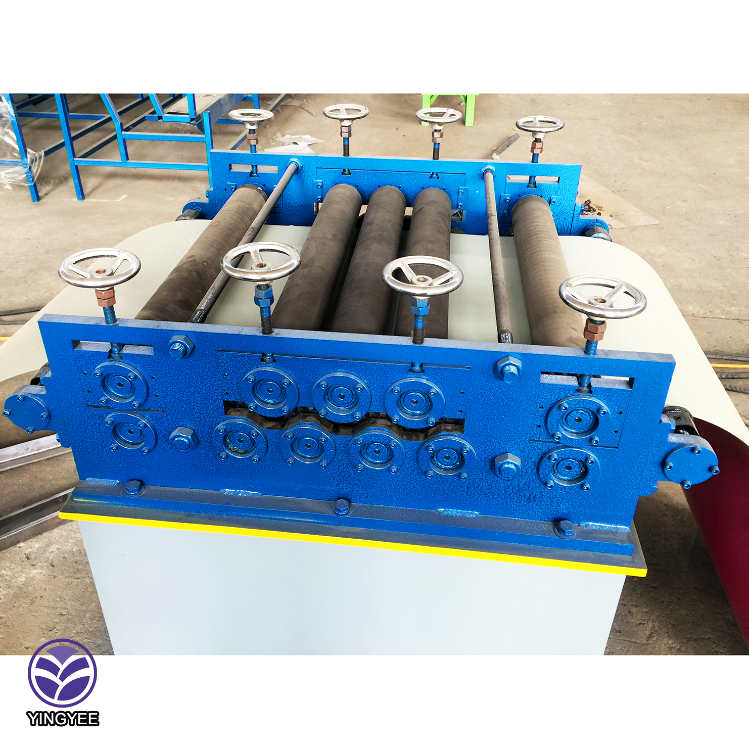 automatic adjusting width stud and track forming machine