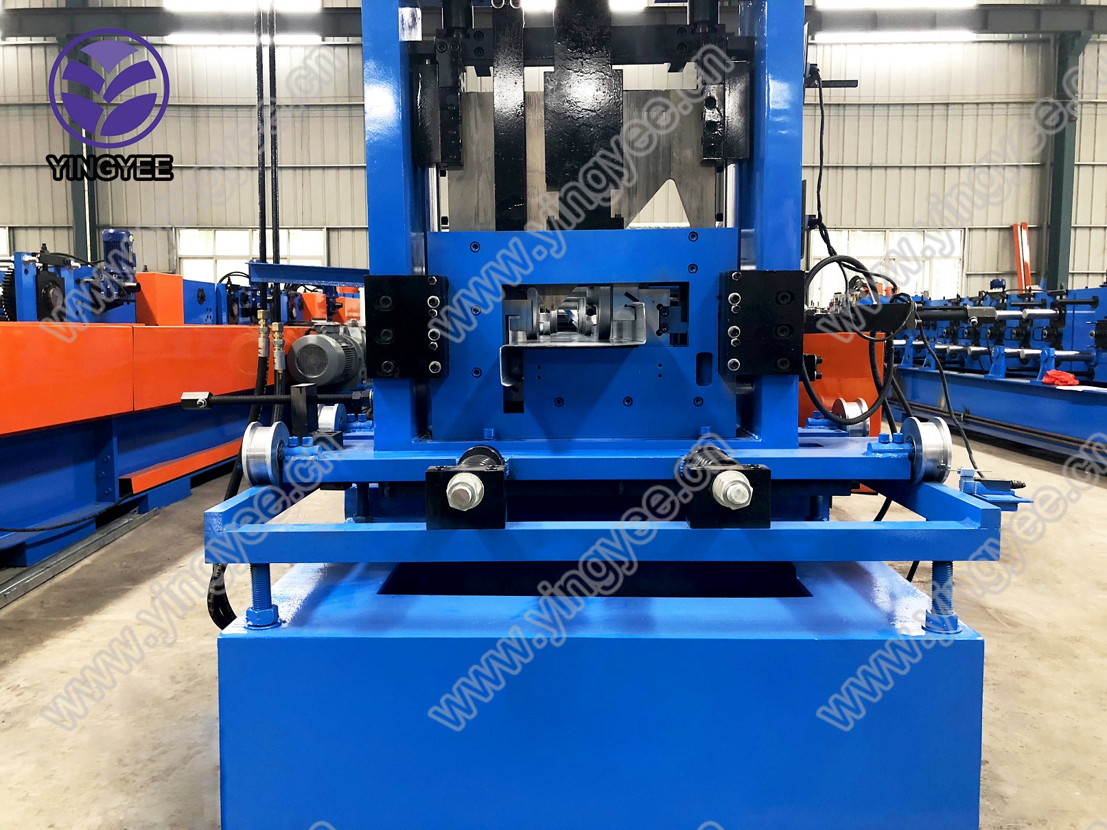 50-600 cable tray machine