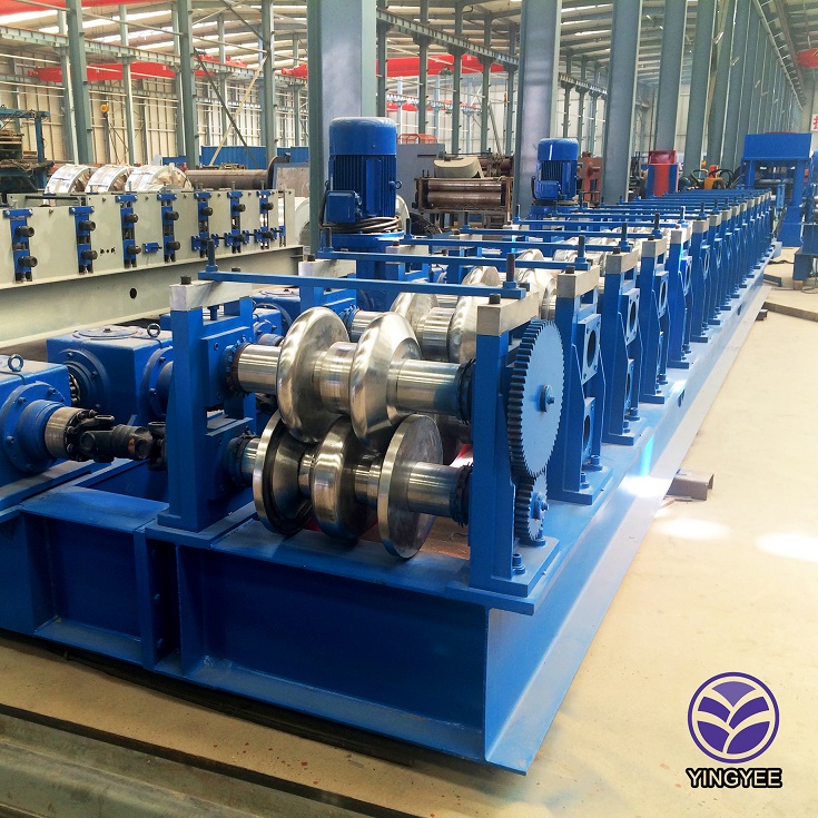 cz purlin machine