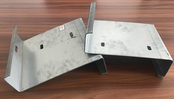 Máquina formadora a frio para pilares verticais de estantes metálicas de armazém