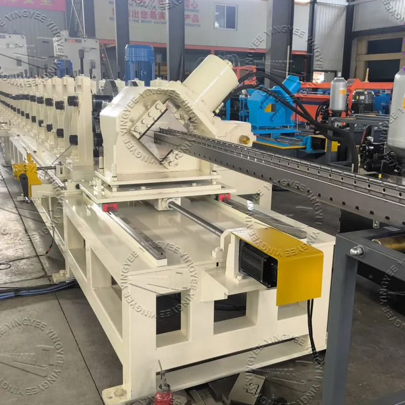 Storage rack roll forming machine
