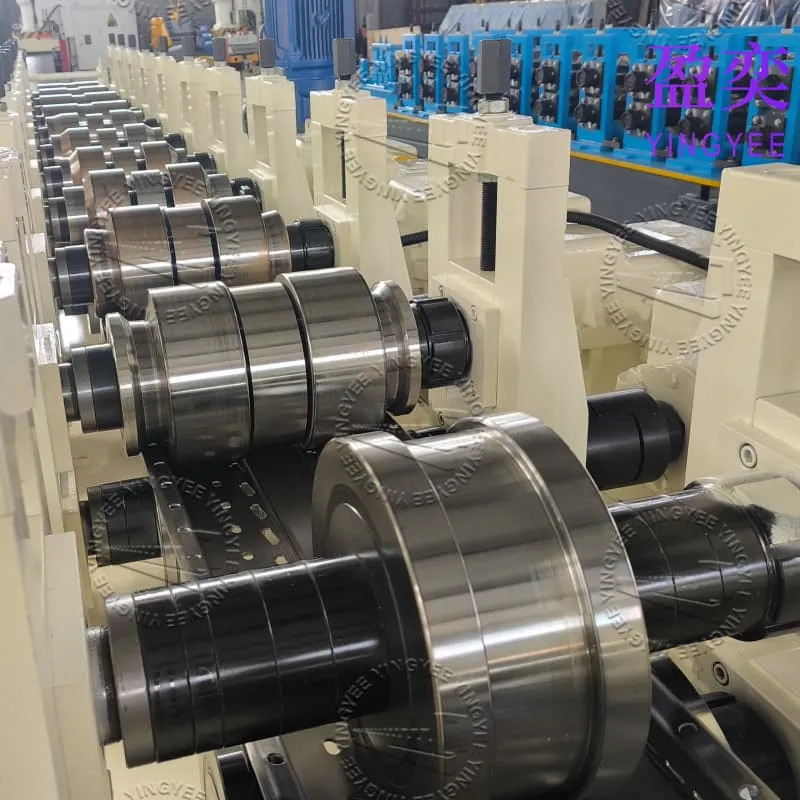 Storage rack roll forming machine