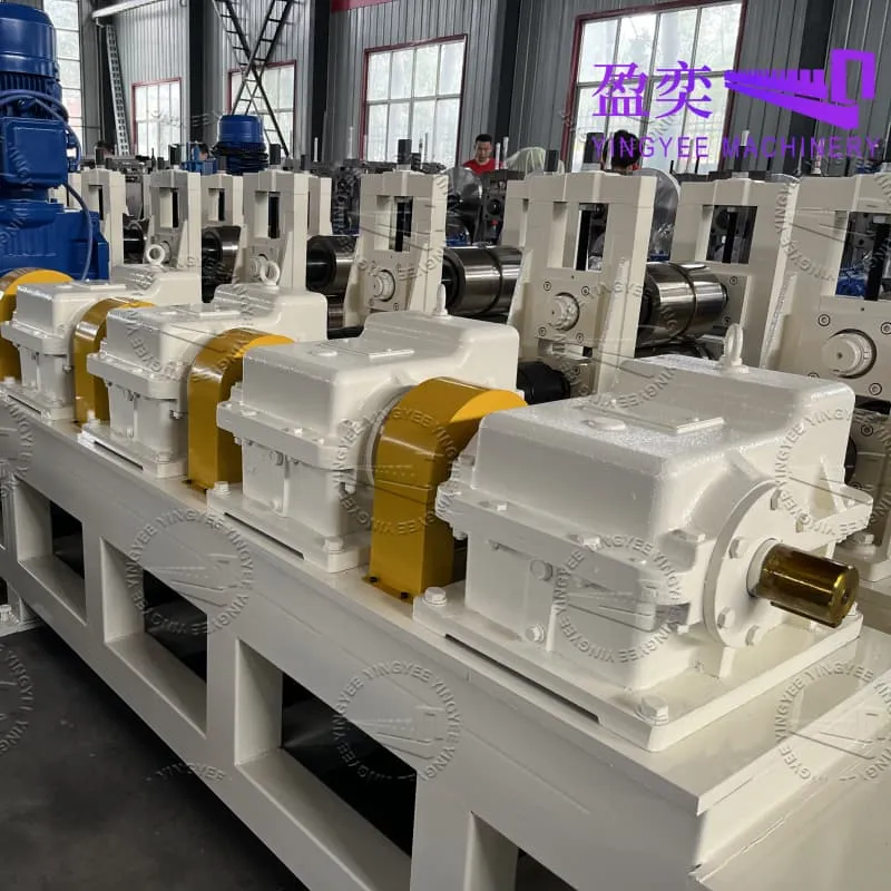 Storage rack roll forming machine