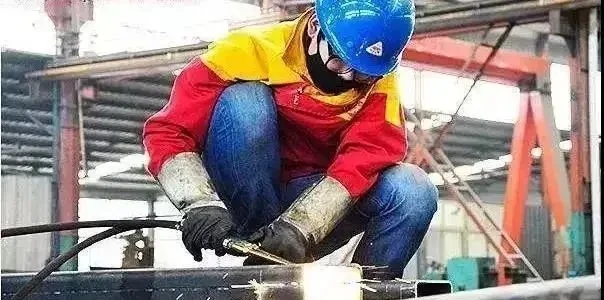 Electric shock while welding