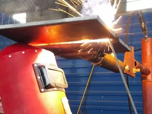 Welding method - overhead welding