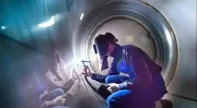 Fire caused by oxygen replacement