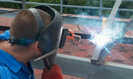 Welder caused fire while replacing acetylene cylinder