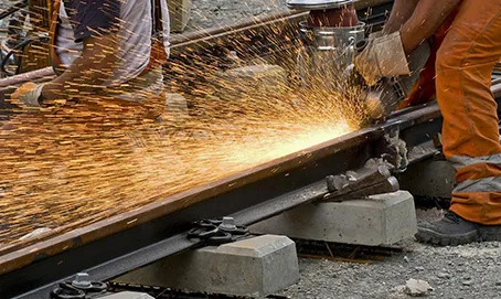 ပြည့်စုံတဲ့ ဝိုင်းဆိုင်ရာ ထုတ်လုပ်ငန်းတွေကို ဖြစ်စေပါတယ်။