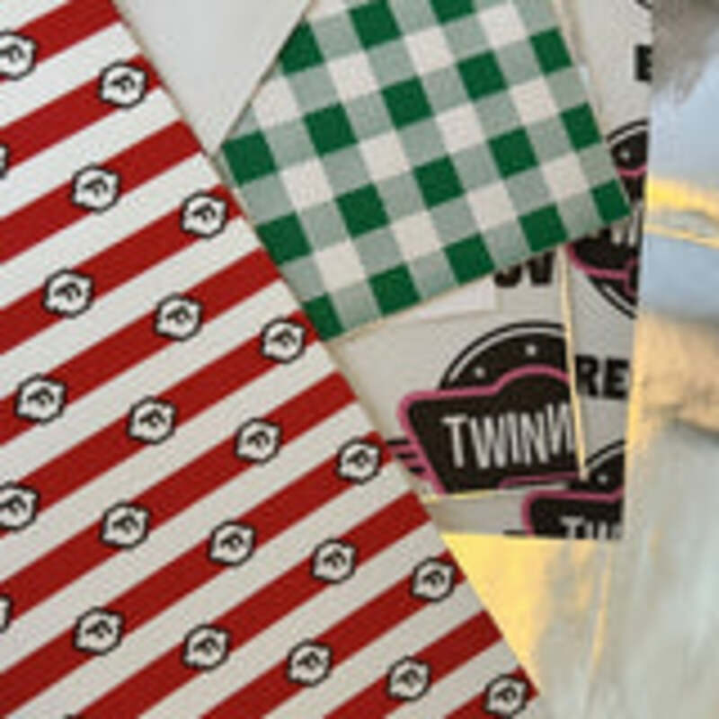 Printed Foil Lined Paper Sheets Small (313x500mm) - Greaseproof Food Wrap