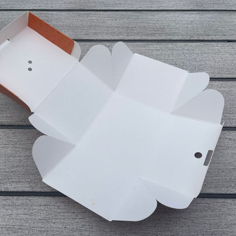 plastic cube boxes